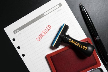 İşletme karasularında yapılacaklar listesi yapmak için mesajlı kırmızı pul iptal edildi. İş görüşmesini iptal etmeyi unutma. İş belgesi iptal edildi. İş iptali reddedildi İptal reddedildi kavramı reddedildi.