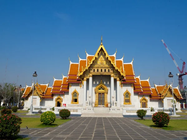 Il tempio di marmo (Wat Benchamabophit) a Bangkok Thailandia — Foto Stock