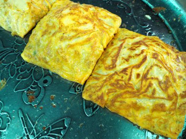 Gevrek yumurta-krep veya Vietnamca Stil Anadolu dolması