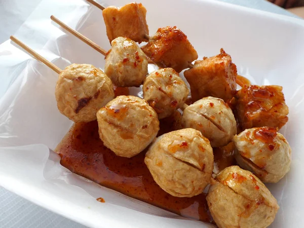 Thai style pork meatball with chili spicy sauce — Stock Photo, Image