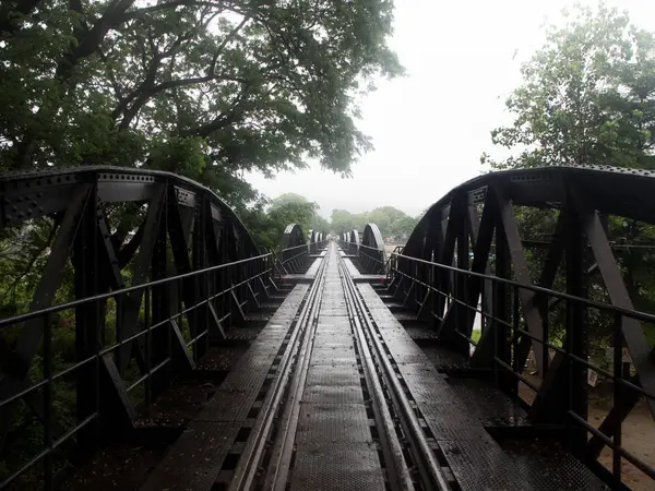 Puente sobre el río Kwai —  Fotos de Stock