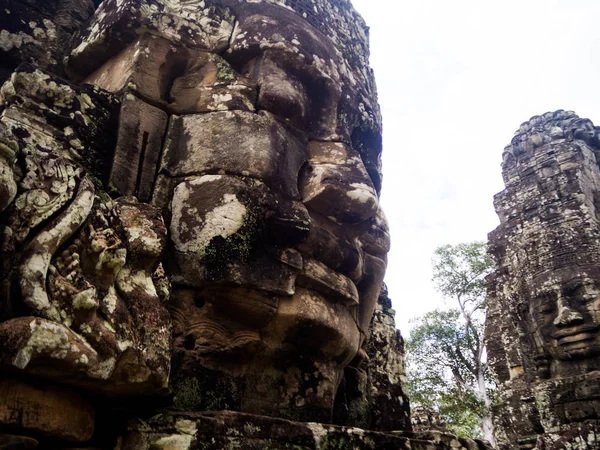 Visages du temple Bayon à Angkor Thom, Siemreap, Cambodge — Photo