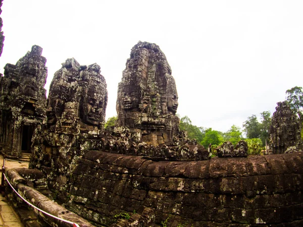 Chrám Bayon v angkor thom, siemreap, Kambodža — Stock fotografie