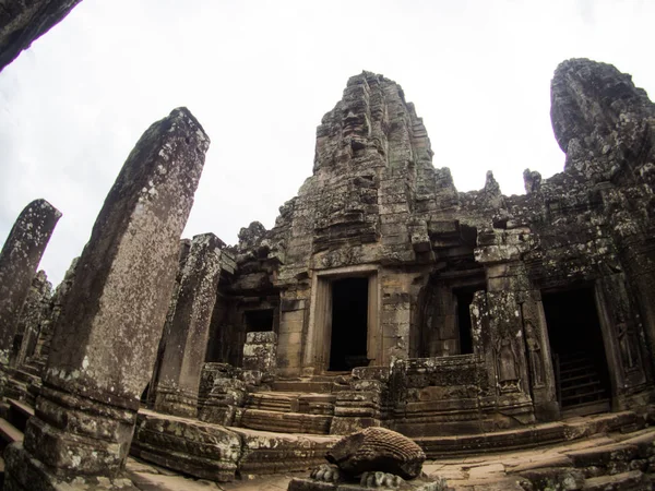 Bayon temple au Cambodge à Angkor Thom, Siemreap. — Photo