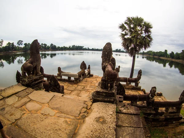 Srah Srang au Cambodge à Angkor Wat. — Photo