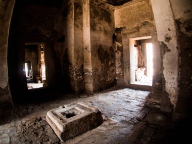 Phra saldırın sam yot, khmer tapınakta lopburi, Tayland