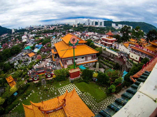 Gyönyörű régi Szent buddhista Kek Lok Si Temple a pán — Stock Fotó