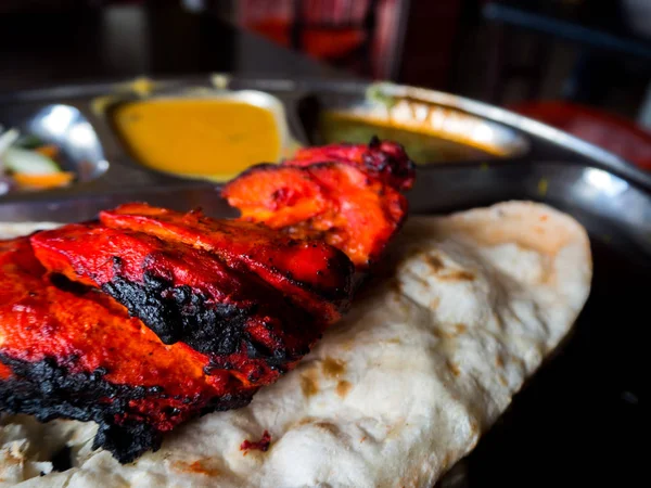 Tavuk roti Prata. Bir popüler Hint etkisinde gıda Mal