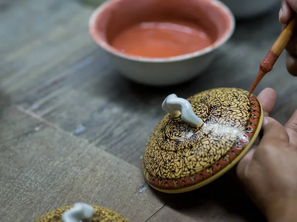 Un Benjarong tailandese tradizionale, ceramica, Thailandia — Foto Stock