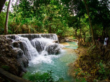 Luang Prabang, Kuzey Laos yakınlarındaki Kuang Si Şelalesi: Şubat 