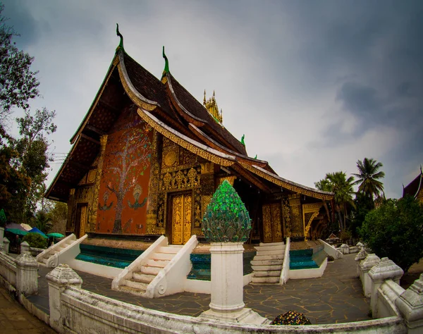 Wat Xieng Thong em Luang Prabang, Estado Património do Laos — Fotografia de Stock