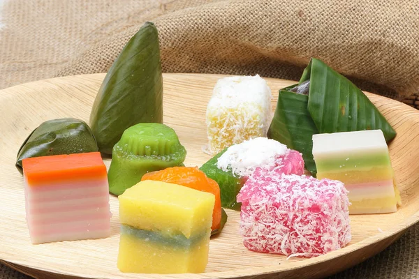 Kuih geleneksel tatlı çöl