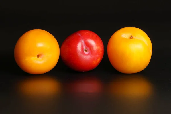 Prugna matura fresca Frutta — Foto Stock