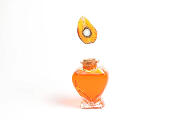 Oil Palm Fruit bulb bottle — Stock Photo, Image