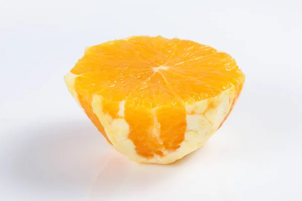 Tranche d'orange pelée — Photo