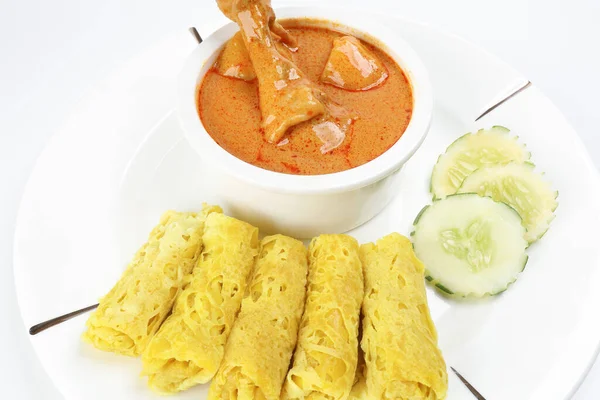 Snack Tradizionale Malese Roti Jala Servito Con Pollo Curry Con — Foto Stock