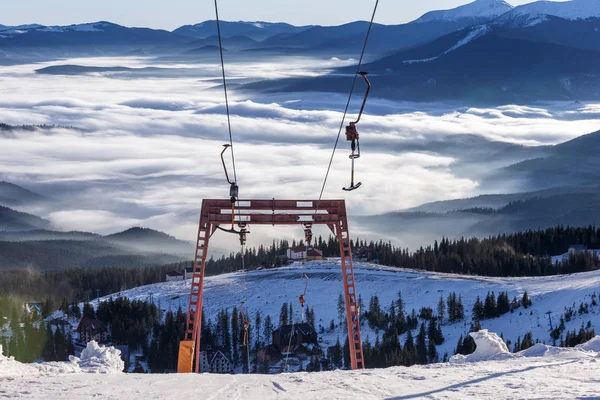 Dragobrat Skigebiet, Ukraine, Karpaten — Stockfoto