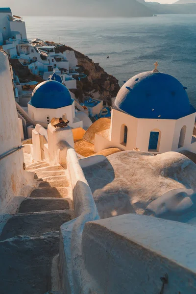 Santorini nascer do sol em Oia Grécia — Fotografia de Stock