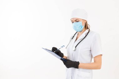 Profesyonel Tıp doktoru bekleme listesi denetleniyor