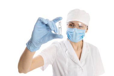 Laboratuvarda bir doktor ya da bilim adamı çocuklara ya da yetişkinlere ampul aşısı yapıyor ya da hayvan hastalıklarını tedavi ediyor. Kavram: hastalıklar, tıbbi bakım, bilim, anestezi, ötenazi, diyabet.