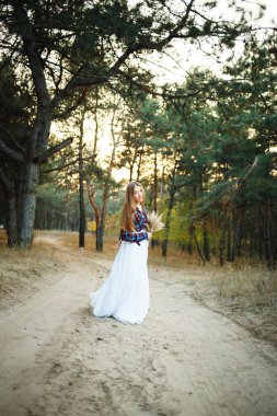 Amerikan tarzı sevimli gelin