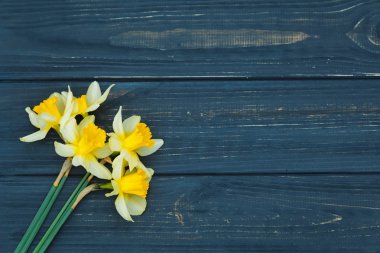 Nergis çiçek aranjmanı