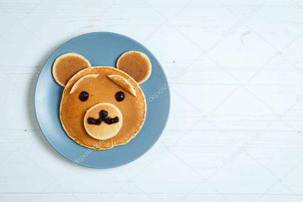 Kid Pancakes Breakfast in The Form of Bears