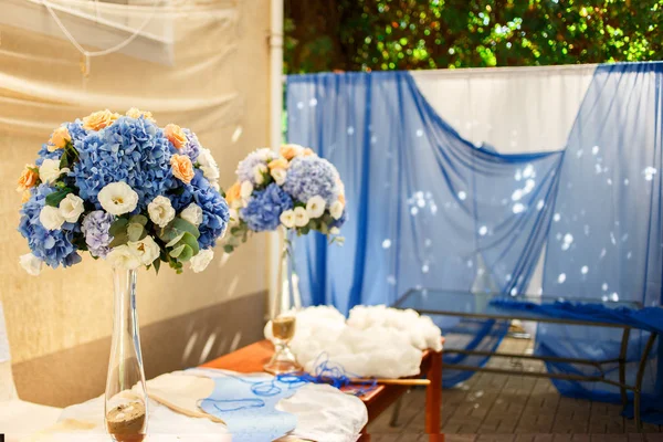 Decoração de flores hortênsia cerimônia de casamento — Fotografia de Stock