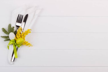 Paskalya yemek masası ayarı