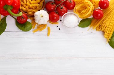 Pişmemiş makarna Üstten Görünüm