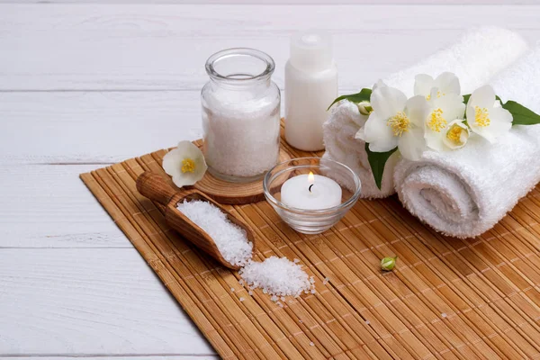 Spa setting and health care items Royalty Free Stock Photos
