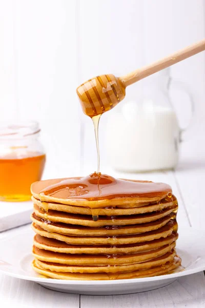 Hjemmelagde amerikanske pannekaker – stockfoto