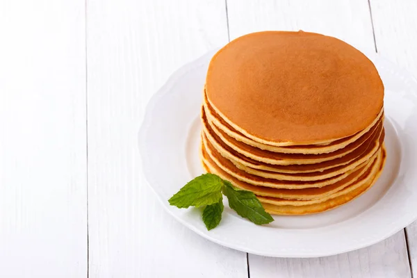 Huisgemaakte Amerikaanse pannenkoeken — Stockfoto