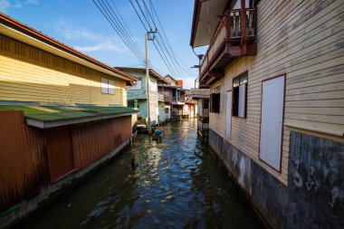 Sa Khla köyü, Tayland 'ın Bangkok, Tayland kırsalındaki geleneksel liman köyü.