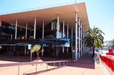 Aletler ve otomotik makinalar Maremagnum alışveriş ve eğlence merkezi ile yaya bölgesi