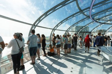 ziyaret edenler Brighton sahil kuş-göz görüş manzarasının keyfini çıkarın.