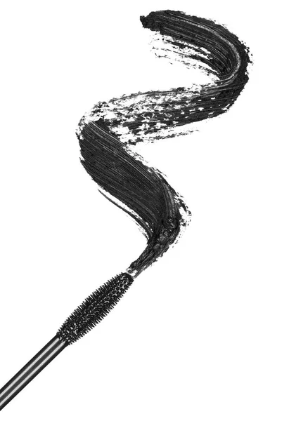Sapuan maskara hitam dengan kuas aplikator close-up — Stok Foto