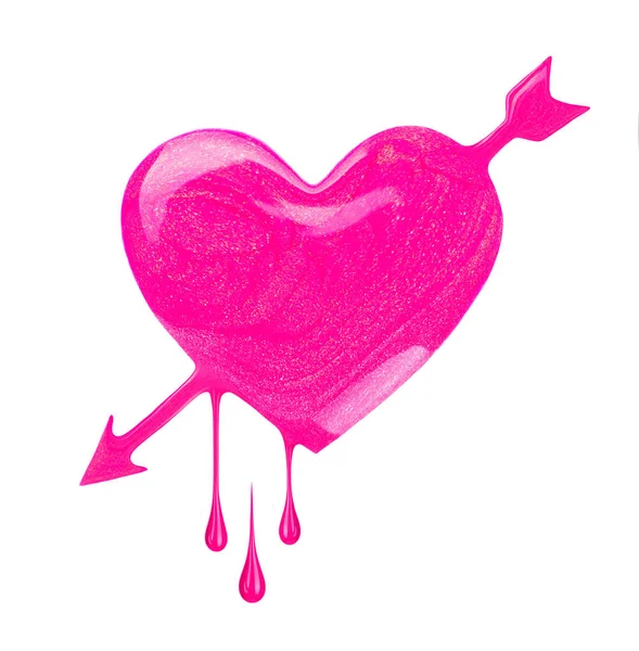 Налет розового лака для ногтей в форме сердца со стрелкой — стоковое фото