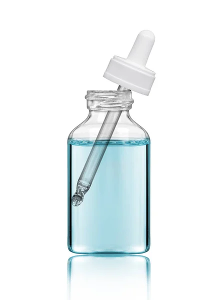 Botella cosmética con pipeta, aislada sobre fondo blanco —  Fotos de Stock