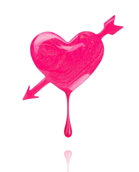 분홍색 매니큐어의 화살표와 함께 심장 — 스톡 사진