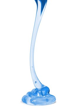 Beyaz bir arka plan şeffaf yapışkan sıvı akar 