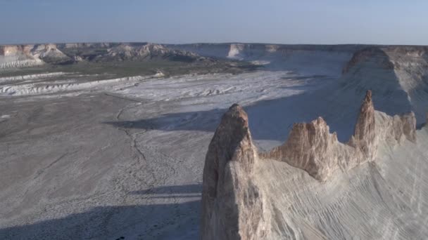 Dno prastarého vyschlého oceánu Tethys zbylo ze solných hor — Stock video