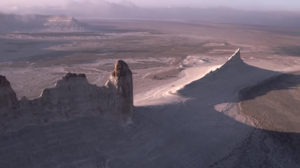 古代の底は塩の山のテティス海の遺跡を乾燥 — ストック動画