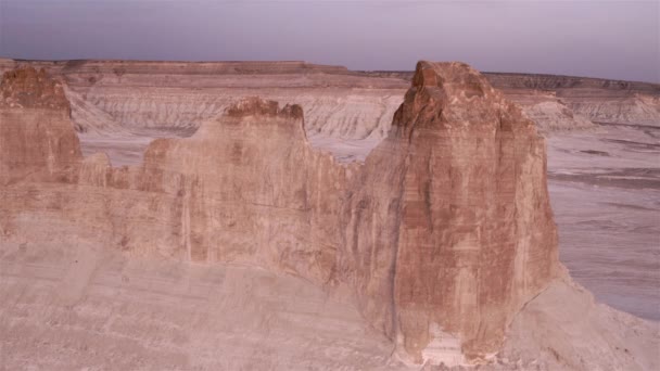 El fondo del antiguo océano seco de Tetis, los restos de las montañas de sal. 4k. Boszhira — Vídeos de Stock