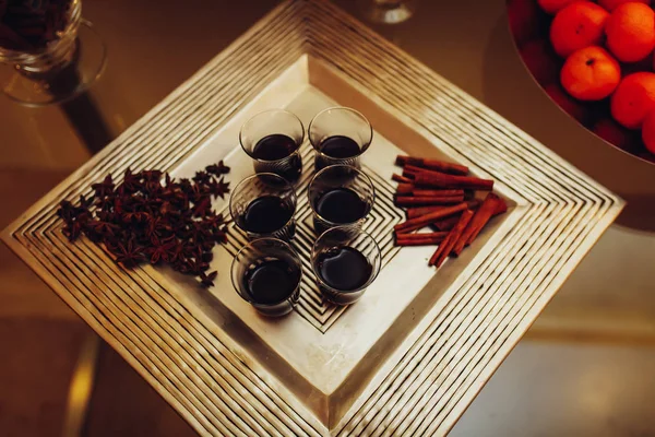 Mulled wine on a tray — Stock Photo, Image