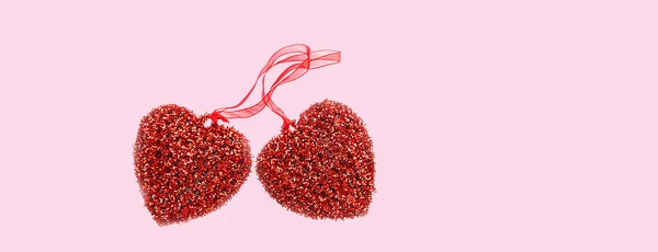 Walentynki serca wykonane z czerwonego brokatu serca z miejsca kopiowania — Zdjęcie stockowe
