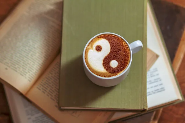 Xícara Café Latte Cappuccino Com Livro Café — Fotografia de Stock