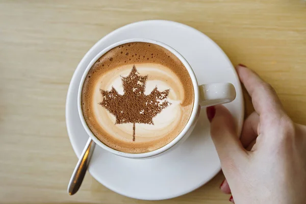 Julho Dia Independência Canadá Desenhando Trevo Uma Xícara Café — Fotografia de Stock