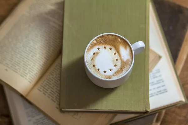 Widok Góry Gorącej Kawy Gwiazdami Cappuccino Latte Art — Zdjęcie stockowe