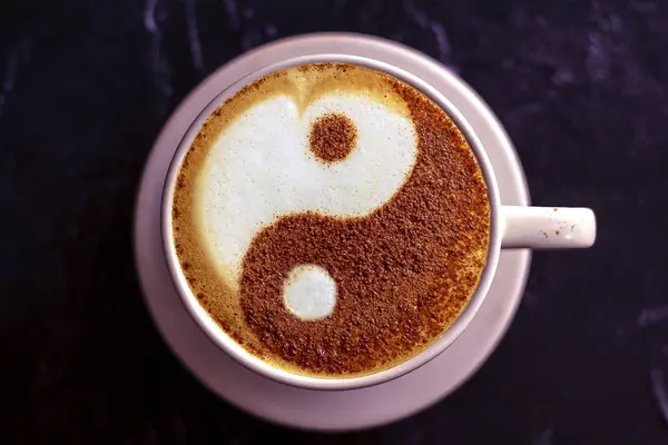 Κάτοψη Του Ζεστού Καφέ Καπουτσίνο Latte Art Κεραμικό Ποτήρι — Φωτογραφία Αρχείου